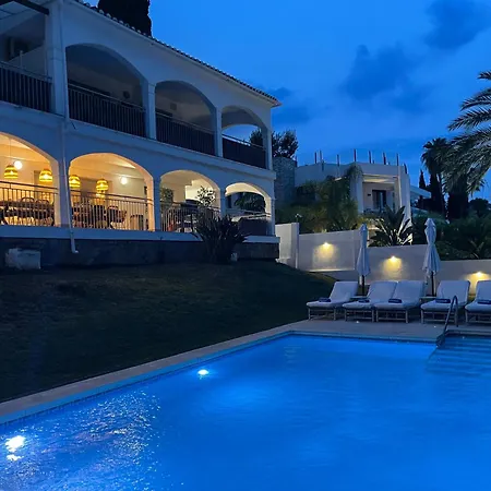 Villa Lovely In The Location 10-12 Beds! Marbella