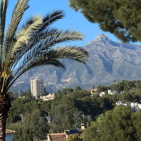 Lovely In The Location 10-12 Beds! ماربيا