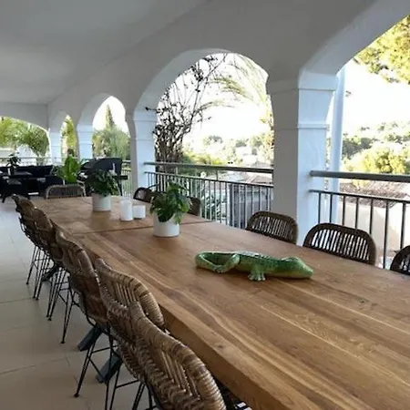 Lovely In The Location 10-12 Beds! فيلة ماربيا