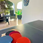 Villa Lovely In The Location 10-12 Beds!