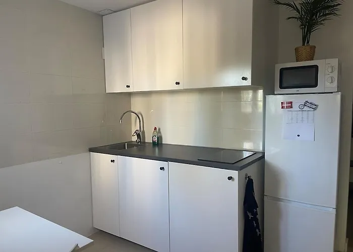 Villa Lovely In The Location 10-12 Beds! *