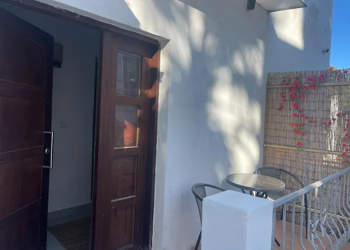 Villa Lovely In The Location 10-12 Beds! Marbella